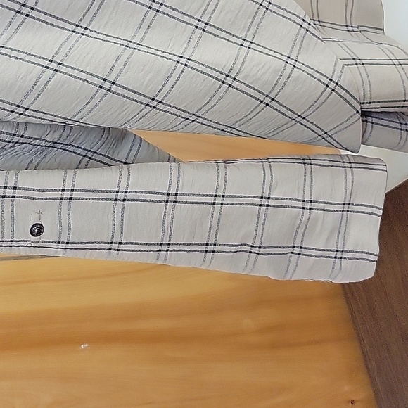 Women's Cardigan - Picture 4 of 6